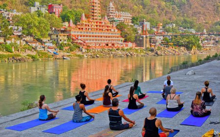 Transform Your Life with a Detox Retreat in Rishikesh