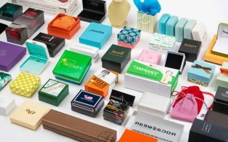 How Custom Socks Boxes Shape The Packaging Industry