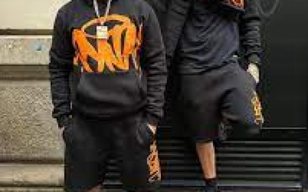 syna world | Official syna world tracksuit Store