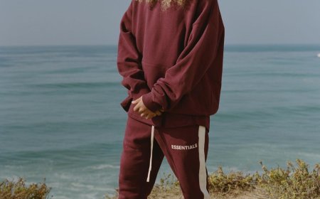 Essential Tracksuit Was Never Meant to Blend