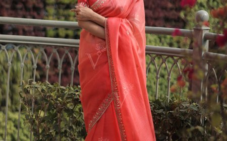 Gota Patti Saree: The Golden Artistry of Rajasthani Royal Embellishment