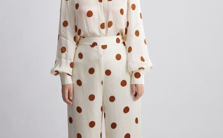 Floral Pants for Women: Mastering Contemporary Botanical Fashion