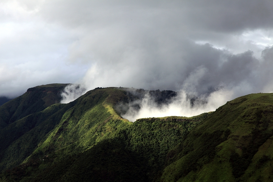 Explore Northeast Beauty with a Meghalaya Trip Package Today