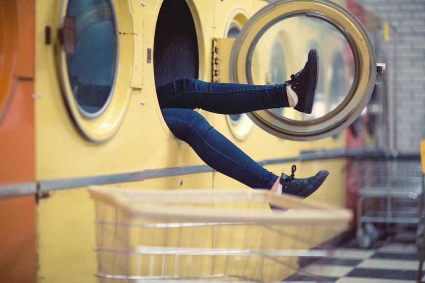 Gowns, Gold Threads & Gentle Hands: The Hotel-Grade Laundry Dubai Offers