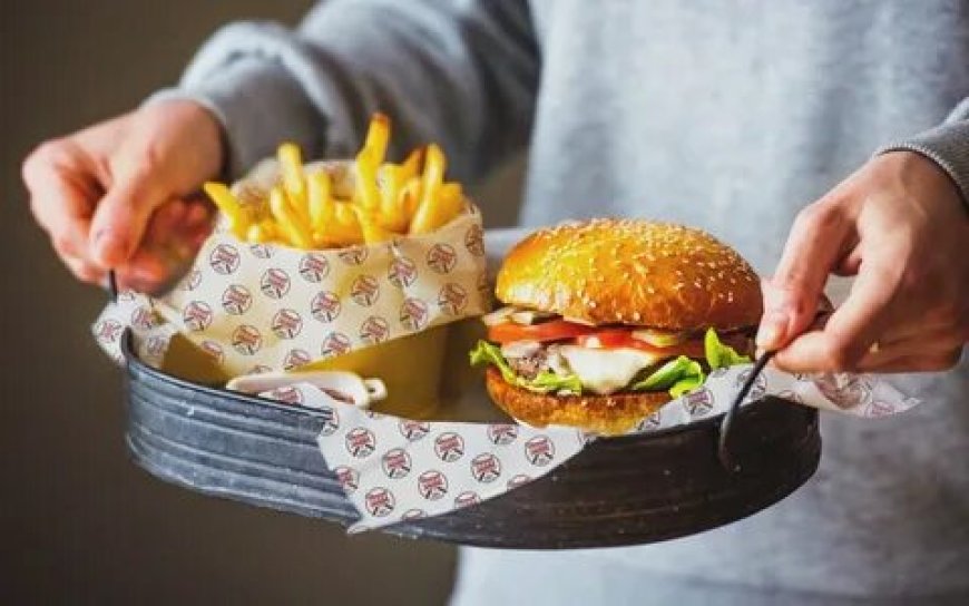 How Does a Custom Food Basket Liner Improve Food Presentation?
