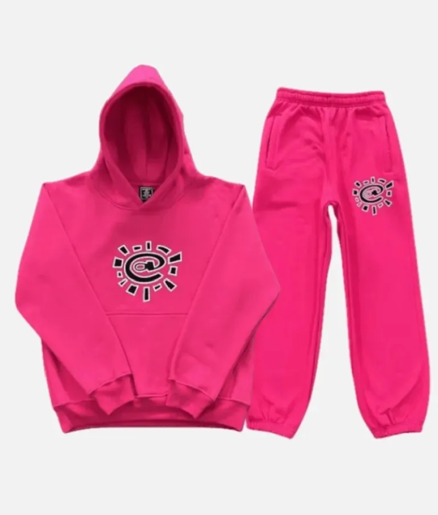 "Why the Adwysd Tracksuit is Taking the Fitness World by Storm"