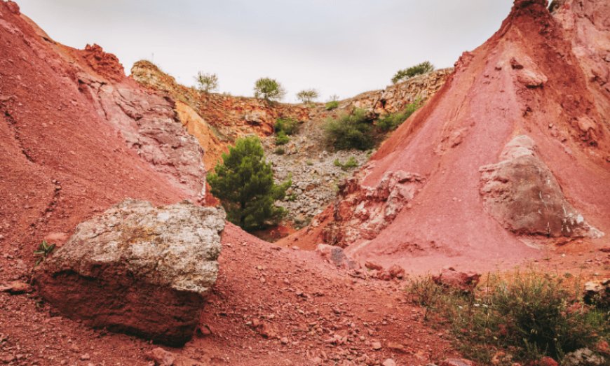 Bauxite Market Size, Price, Value & Industry Analysis 2025 to 2034