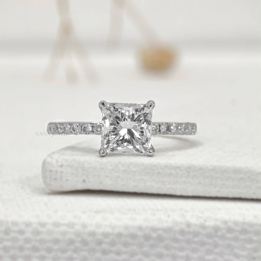 Two Hearts, One Sparkle: Engagement Ring Sets for Modern Couples