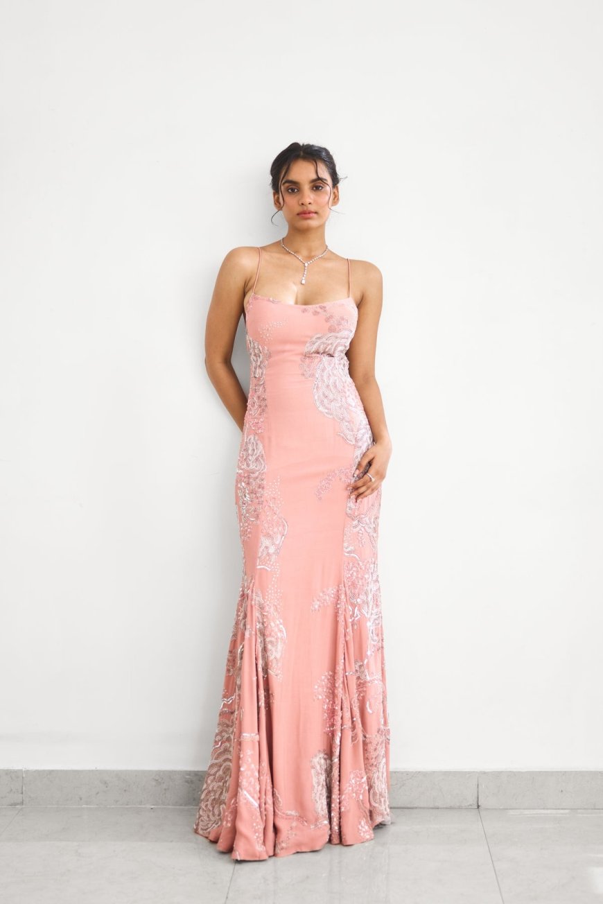 Party Wear Gowns Online: Your Gateway to Effortless Elegance